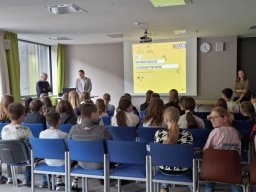 2024-25 &raquo; Preisverteilung Raika Zeichenwettbewerb